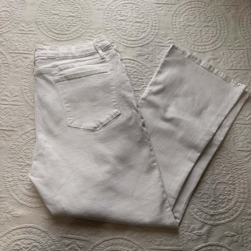 Frame Le Crop Mini Boot White Jeans